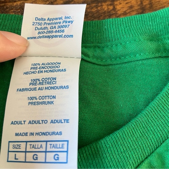 Lucky Charms Green Size Large T-Shirt - Picture 5 of 5